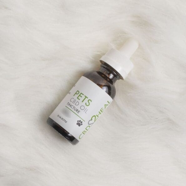 cbd oil for cats and dogs 150mg side view